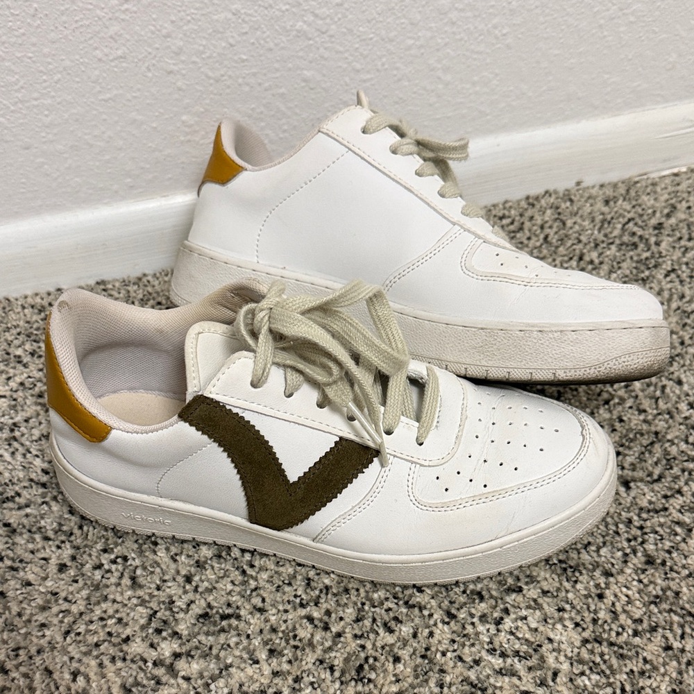 Victoria madrid sneakers